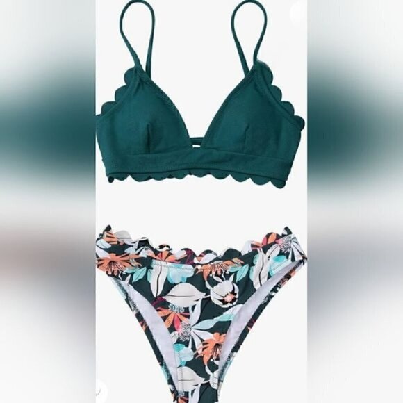 17.🆕Med Cupshe Bikini Swimsuit With V Neck Lace Up Top And  Low Waisted Bottom - Picture 4 of 6